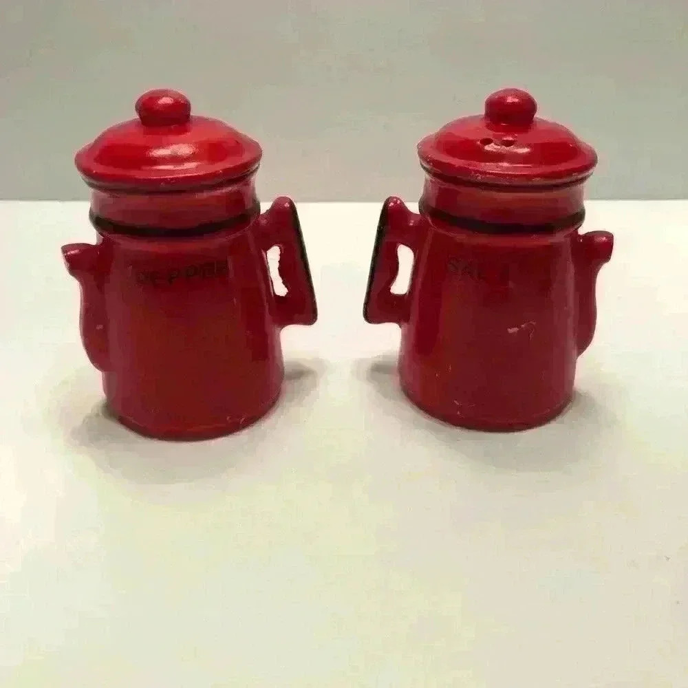 Vintage ArtMark Red Coffee Pot Salt and Pepper